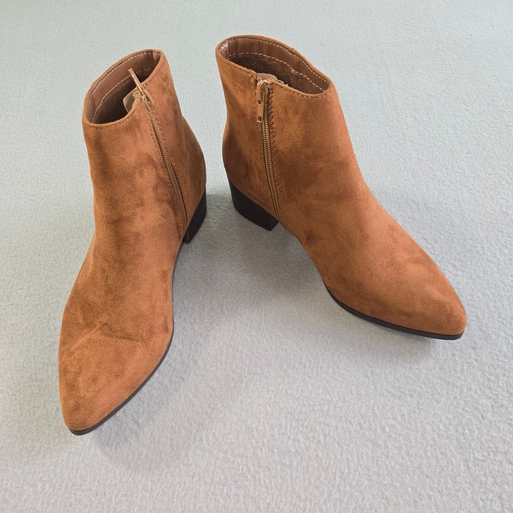 City Classified Ankle Boots Womens 7.5 Cognac Faux Suede Pointed Toe Block Heel